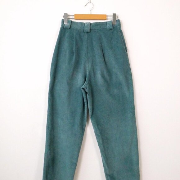 Vintage Women's Corduroy High waisted tapered Pleated Pants/W26 - Picture 2 of 4